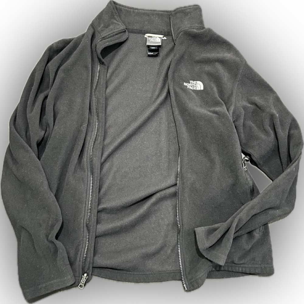 Medium Thin North Face Jacket